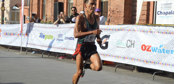 Guadalajara siblings sweep Chapala Half Marathon on November 19